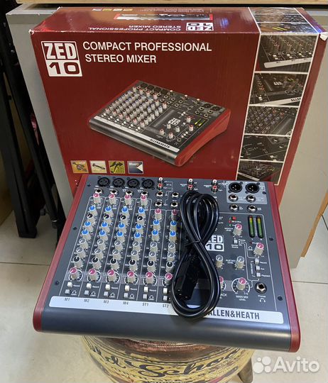 Микшерный пульт Allen Heath ZED-10