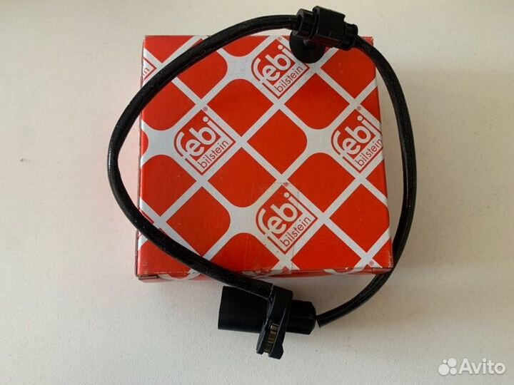 Датчик износа тормозных колодок задний Audi A4