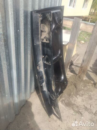 Крышка багажника газ 31105