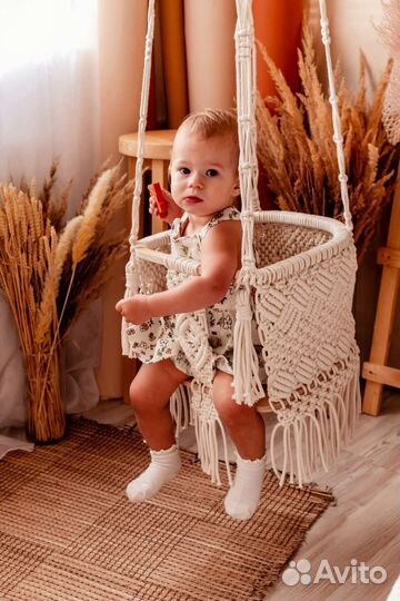 Детская качель макраме