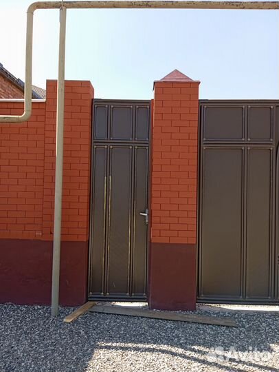 Секционные ворота бу