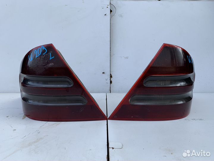 Фонарь правый/левый MB W203 2000-2006г