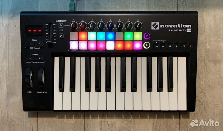 Novation launchkey 25 MK 2