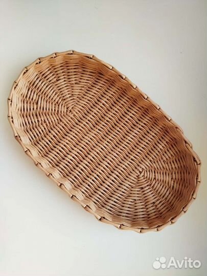 Плетеная корзинка (поднос)