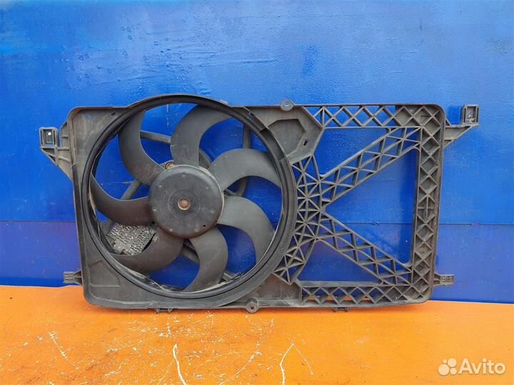 Вентилятор радиатора Transit 7 2006-2014 1431172