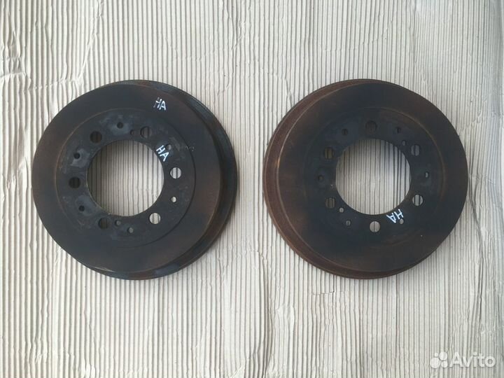 Toyota Hiace H200 задний тормозной барабан 2шт