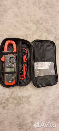 UNI-T UT204 — клещи токоизмерительные цифровые