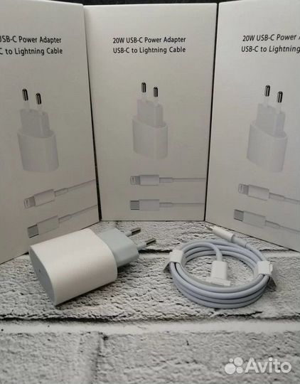 Быстрая зарядка блок+кабель на iPhone 20w