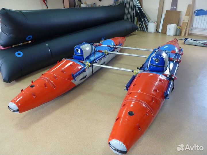 Туристические катамараны для сплава по рекам