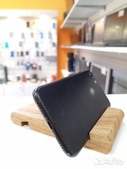 iPhone 7, 256 ГБ