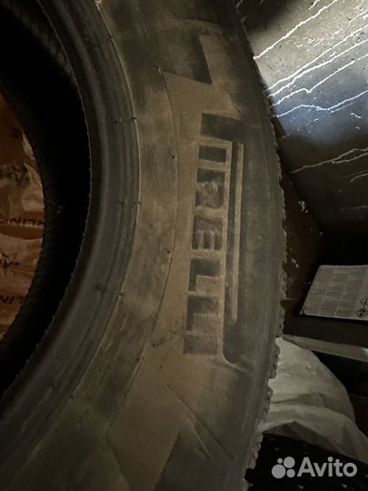 Pirelli Ice Zero 285/60 R18