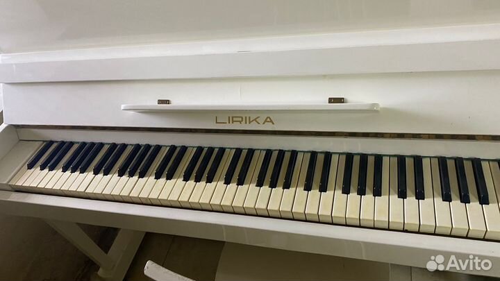 Продам пианино 