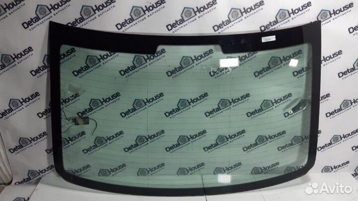 Стекло заднее Volkswagen Passat B6 2.0 TDI BKP