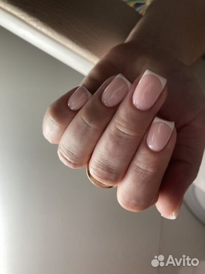 Комбинированный маникюр и педикюр