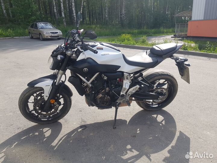 Yamaha MT-07 (FZ-07)