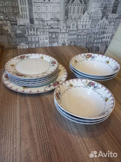 Столовый сервиз новый