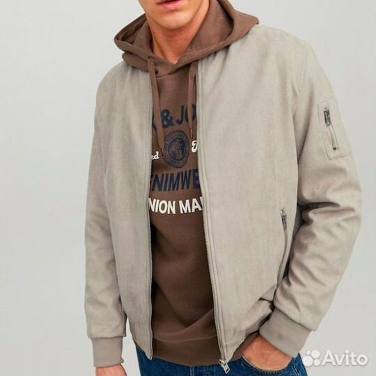 Новый бомбер Jack&Jones