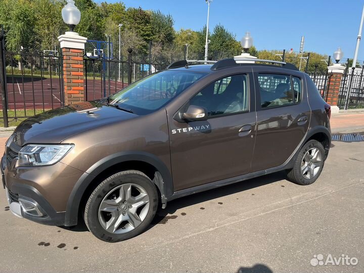 Renault Sandero Stepway 1.6 МТ, 2019, 30 000 км