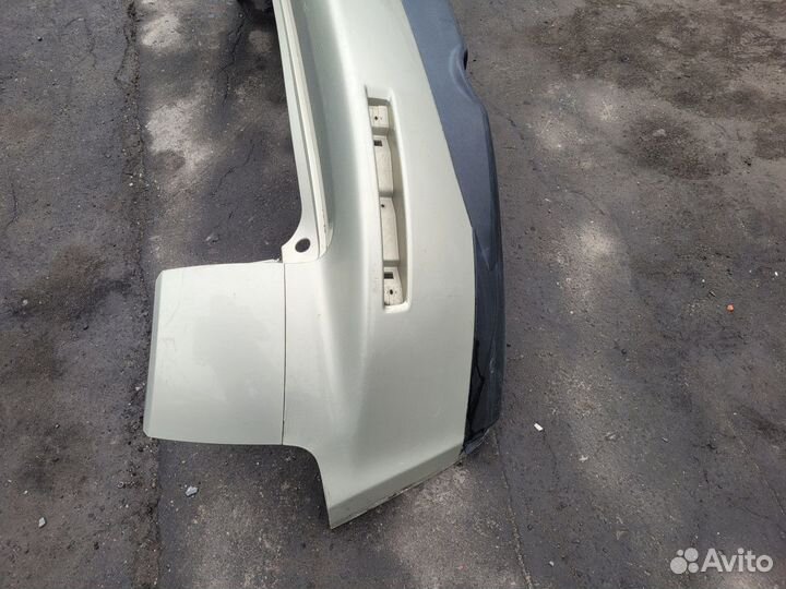 Бампер задний на Infiniti FX35