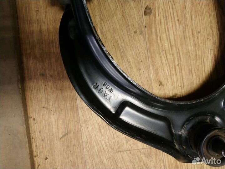 Рычаг передний верхний Аккорд 8