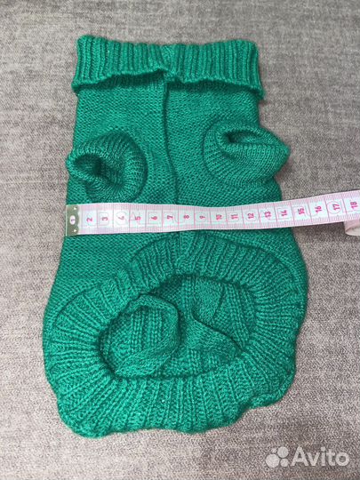 Свитер новый на мелкую собачку