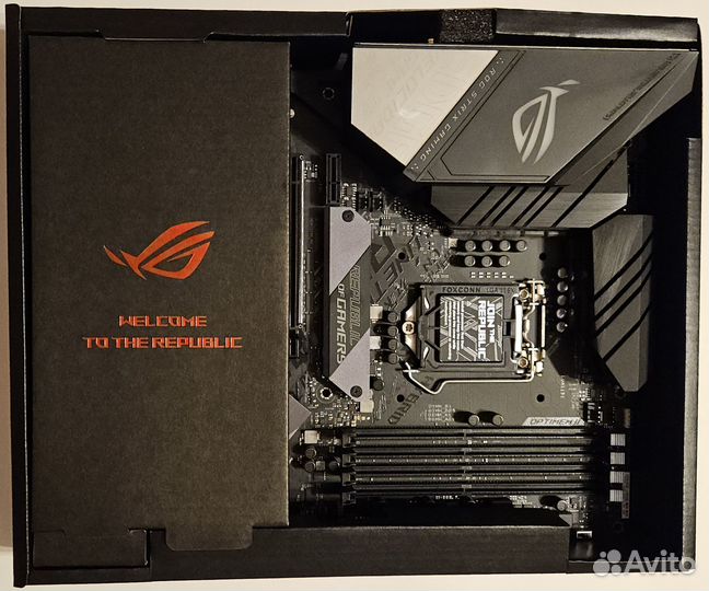 Материнская плата Asus ROG strix Z390-E gaming