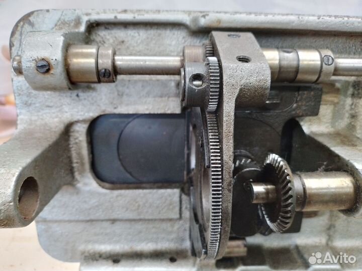 Швейная машинка 330кл