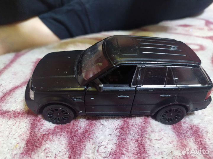 Металлические машинки