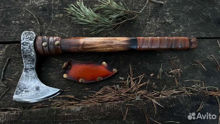 Топор кованый ручной работы