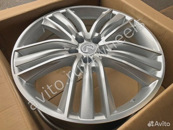 Диски Инфинити M R18