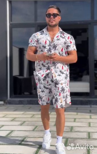 Костюм мужской