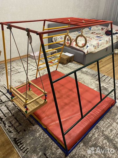 Спортивный комплекс ранний старт, шведская стенка