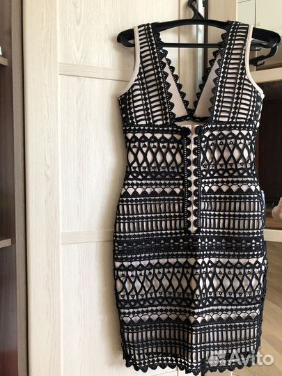 Платье вечернее