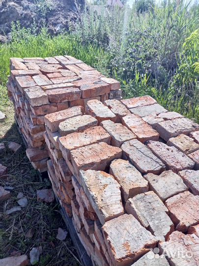 Кирпич бу