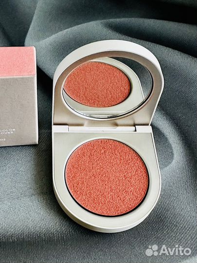 Rose inc Blush Divine Румяна Heliotrope