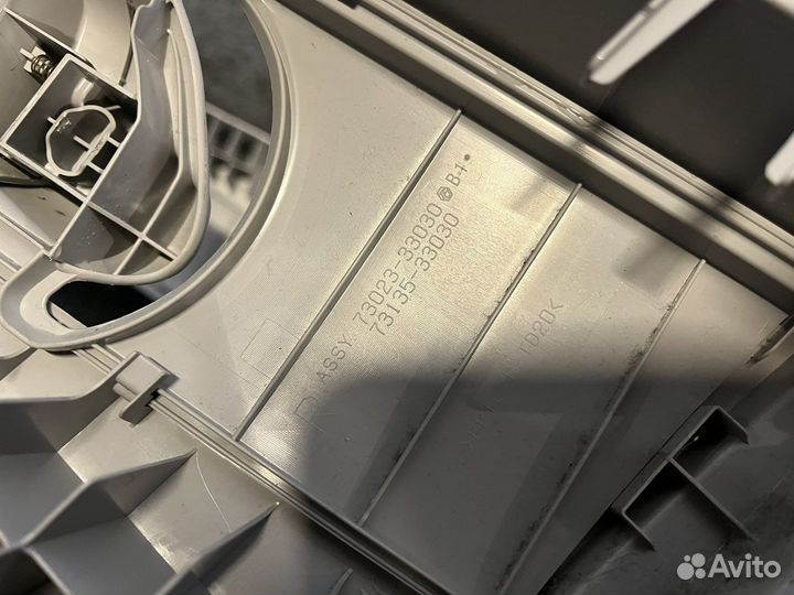 Обшивка стойки Toyota RAV4 40 AVA44