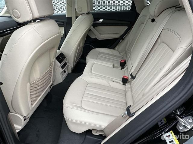 Audi Q5 2.0 AMT, 2023, 17 км