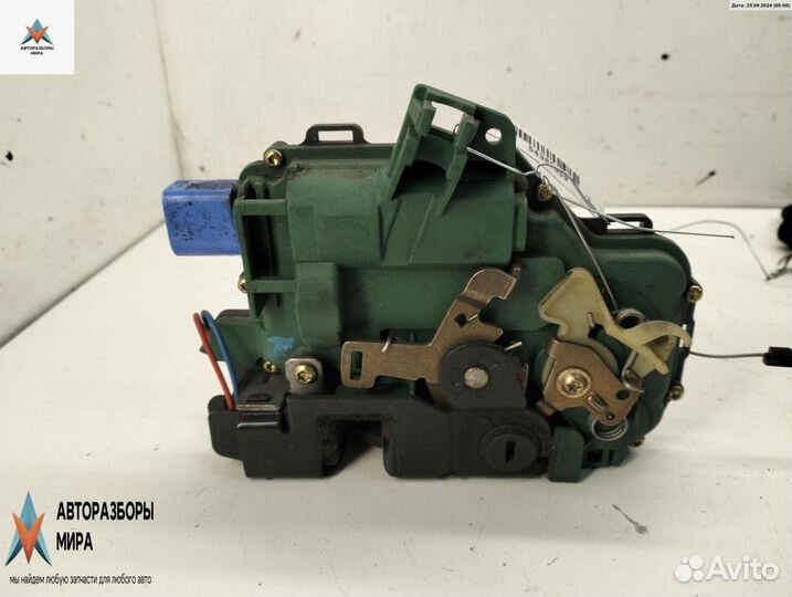 Замок двери задней правой seat Ibiza 3 2003