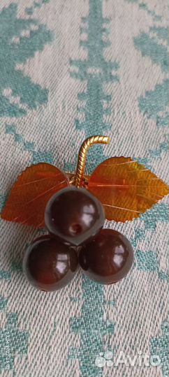 Янтарная брошь СССР и запонки