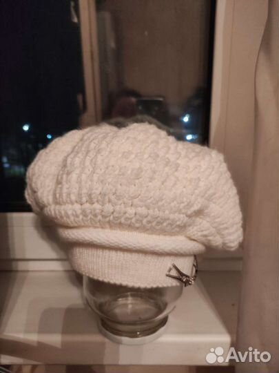 Берет -шапка женский вязаный