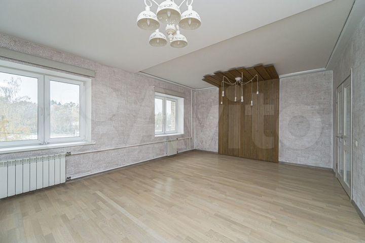 3-к. квартира, 104,3 м², 3/15 эт.