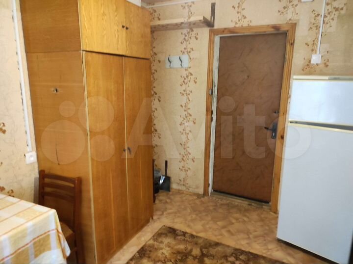 Комната 13 м² в > 9-к., 2/5 эт.