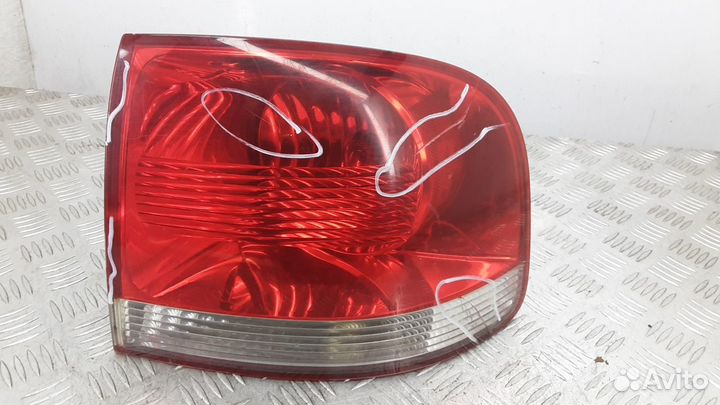 Фонарь 7L6945096F Volkswagen Touareg (2002-2010)