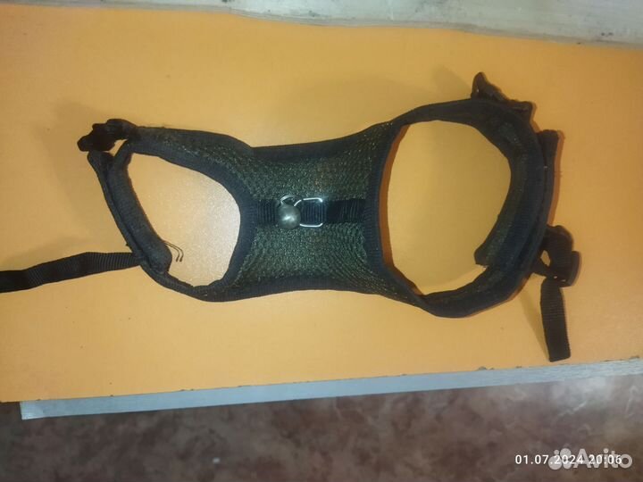 Закрытый лоток для кошек,лежанка, совок, миски