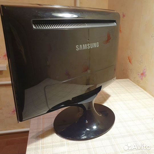 Монитор Samsung 20