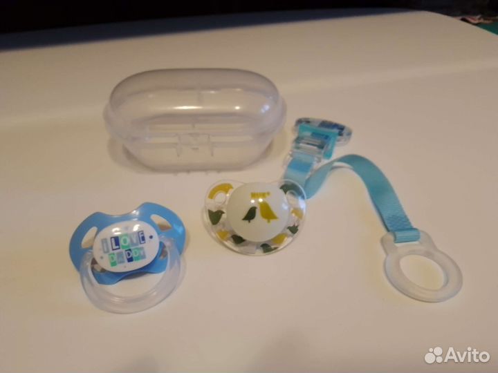 Соски-пустышки nuk + клипса-держатель