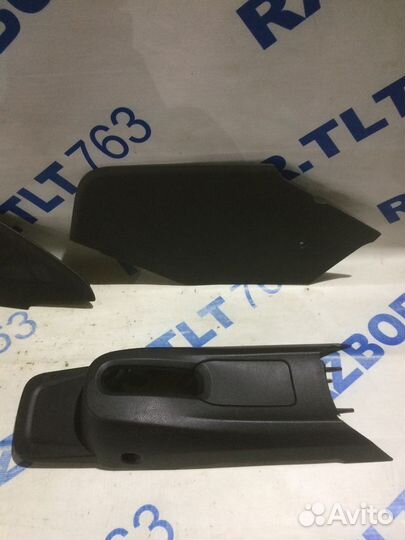 Центральная консоль (борода) LADA vesta 1.6 седан