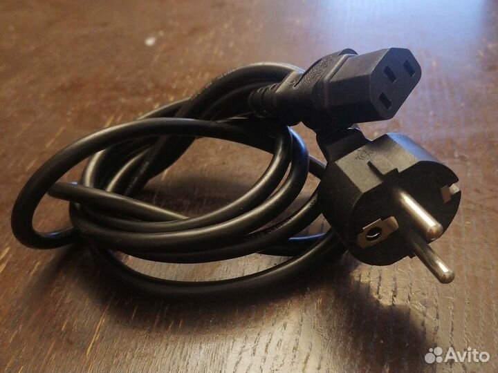 Шнур 220 В