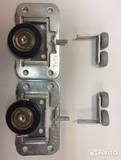 Ремонт шкафов купе. Замена роликов