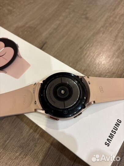 Часы samsung galaxy watch 4